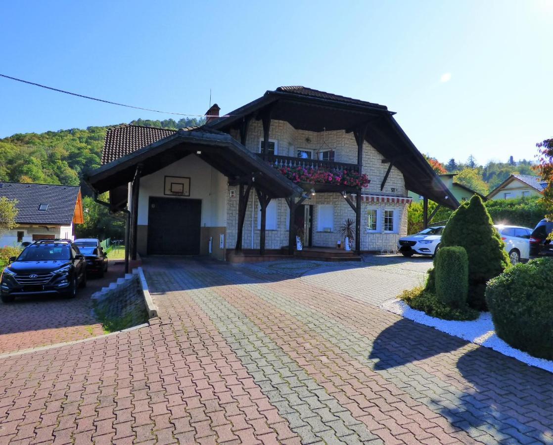 Pokoje Pod Szyndzielnia Bielsko-Biała Esterno foto