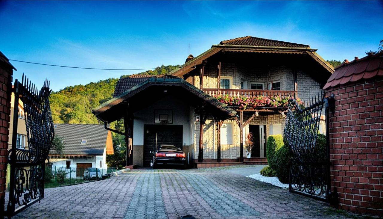 Pokoje Pod Szyndzielnia Bielsko-Biała Esterno foto
