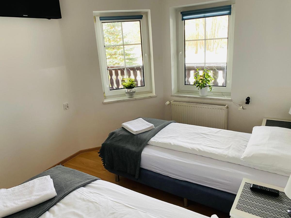 Pokoje Pod Szyndzielnia Bielsko-Biała Esterno foto